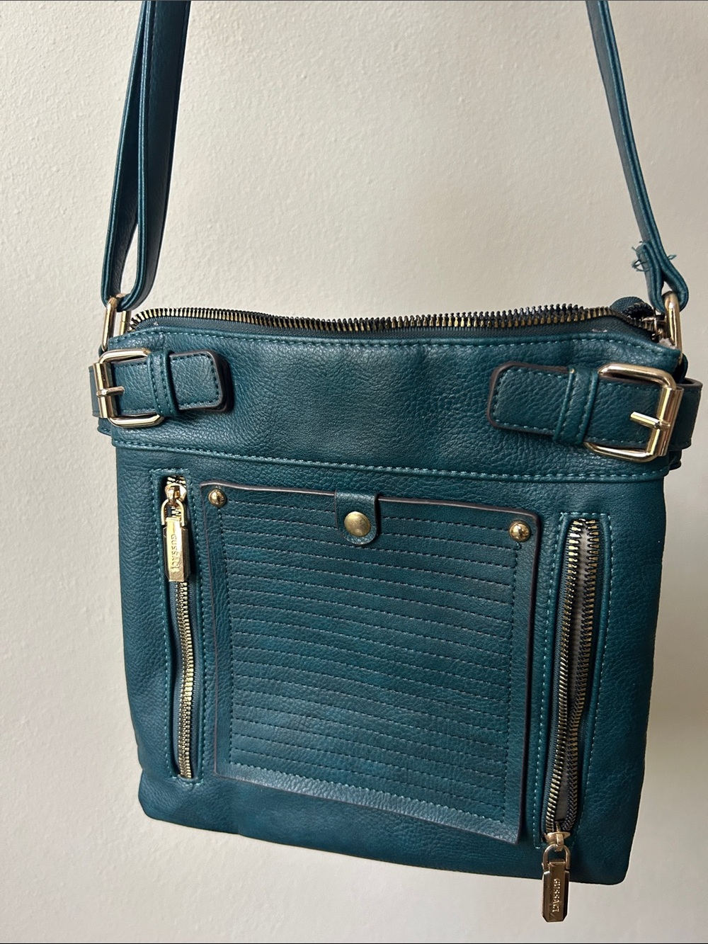 Gussaci Stylish Teal Crossbody Bag with Front Zip Pockets